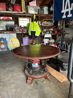 Round table