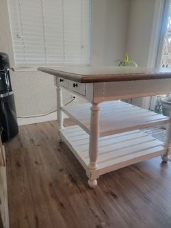 Counter Height Table And Hutch