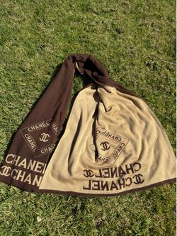 AUTHENTIC VINTAGE CHANEL SCARF
