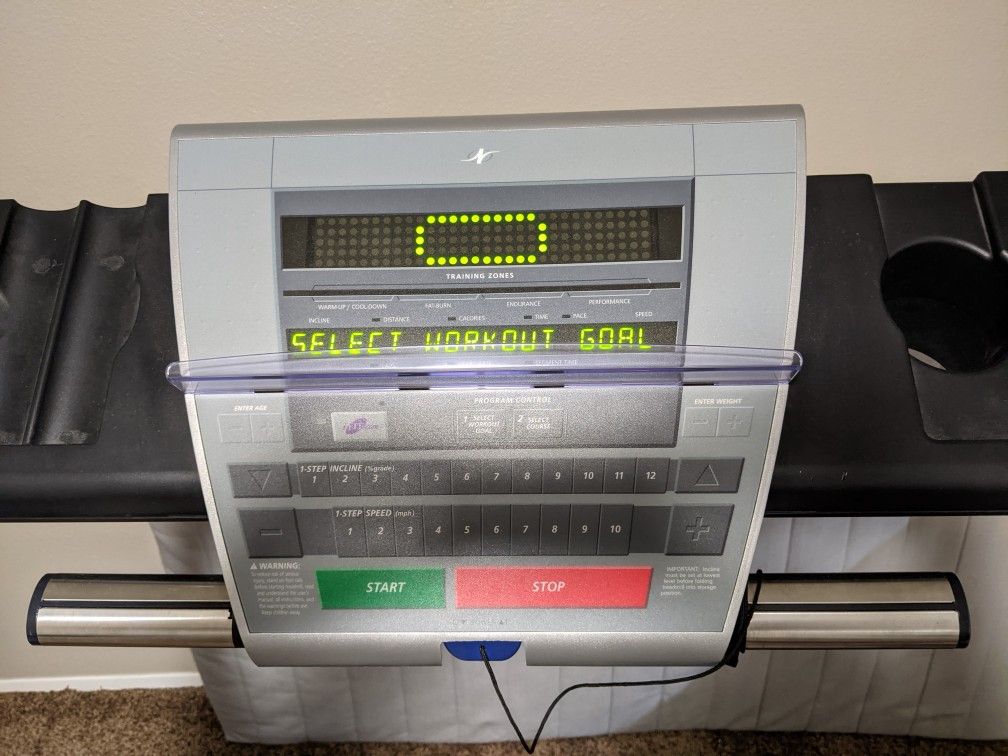 nordictrack apex 6100xi treadmill for Sale in Puyallup, WA OfferUp
