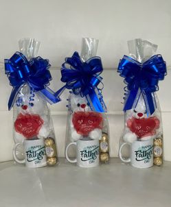 Free mug with the purchase of an arrangement