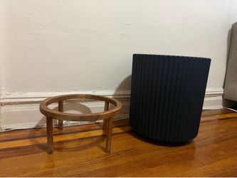 Indoor/outdoor planter