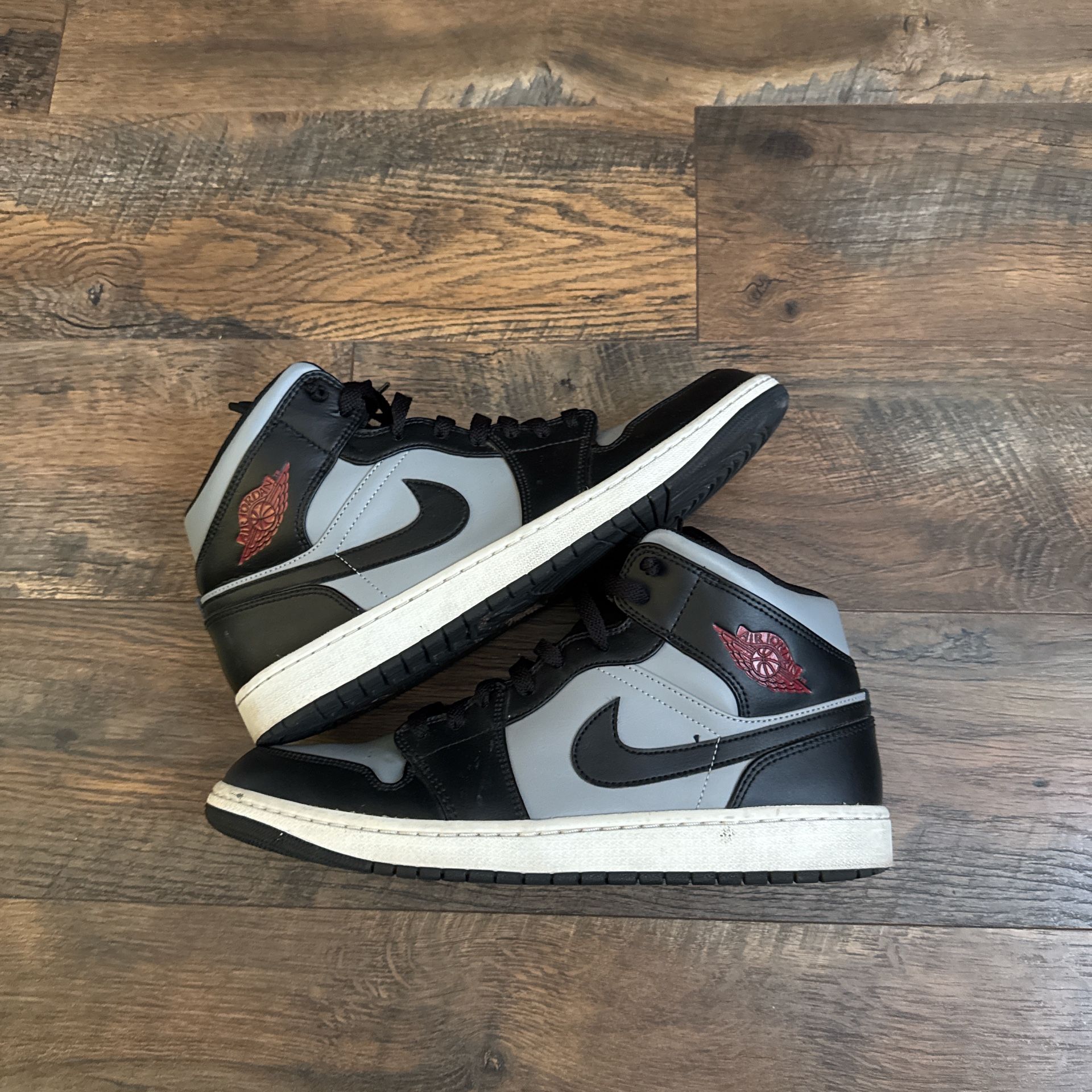 Jordan 1 ‘Shadow Red’