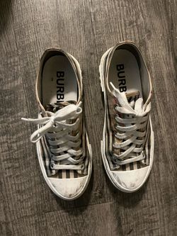 Burberry shoes