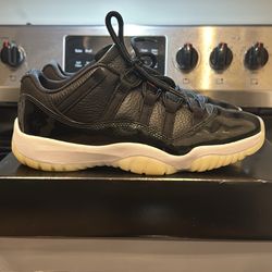 Air Jordan 11 Retro Low (Pre-Owned)