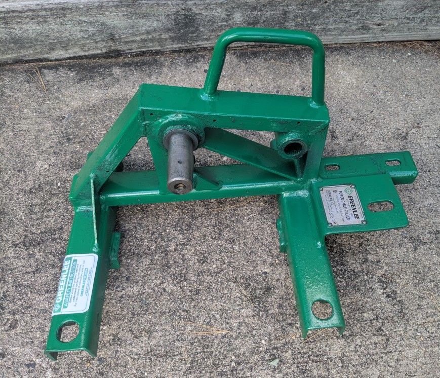  Greenlee 640 Cable puller tugger frame 4000lb. Sale is for Frame Only in good condition.