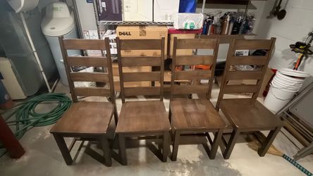 Set of 4 Wood Ladder-Back Dining Chairs