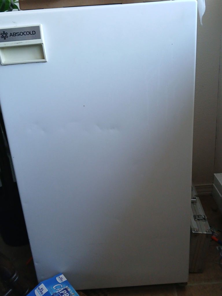 Mini Refrigerator & Freezer