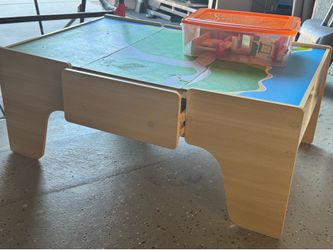 Free kids table & chair