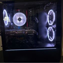 selling pc to buy new one, its about 2 years old, still in great condition, only really play fortnite which gets about 360 fps in creative and 200 in 