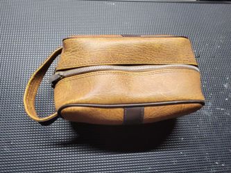 Travel leather bag