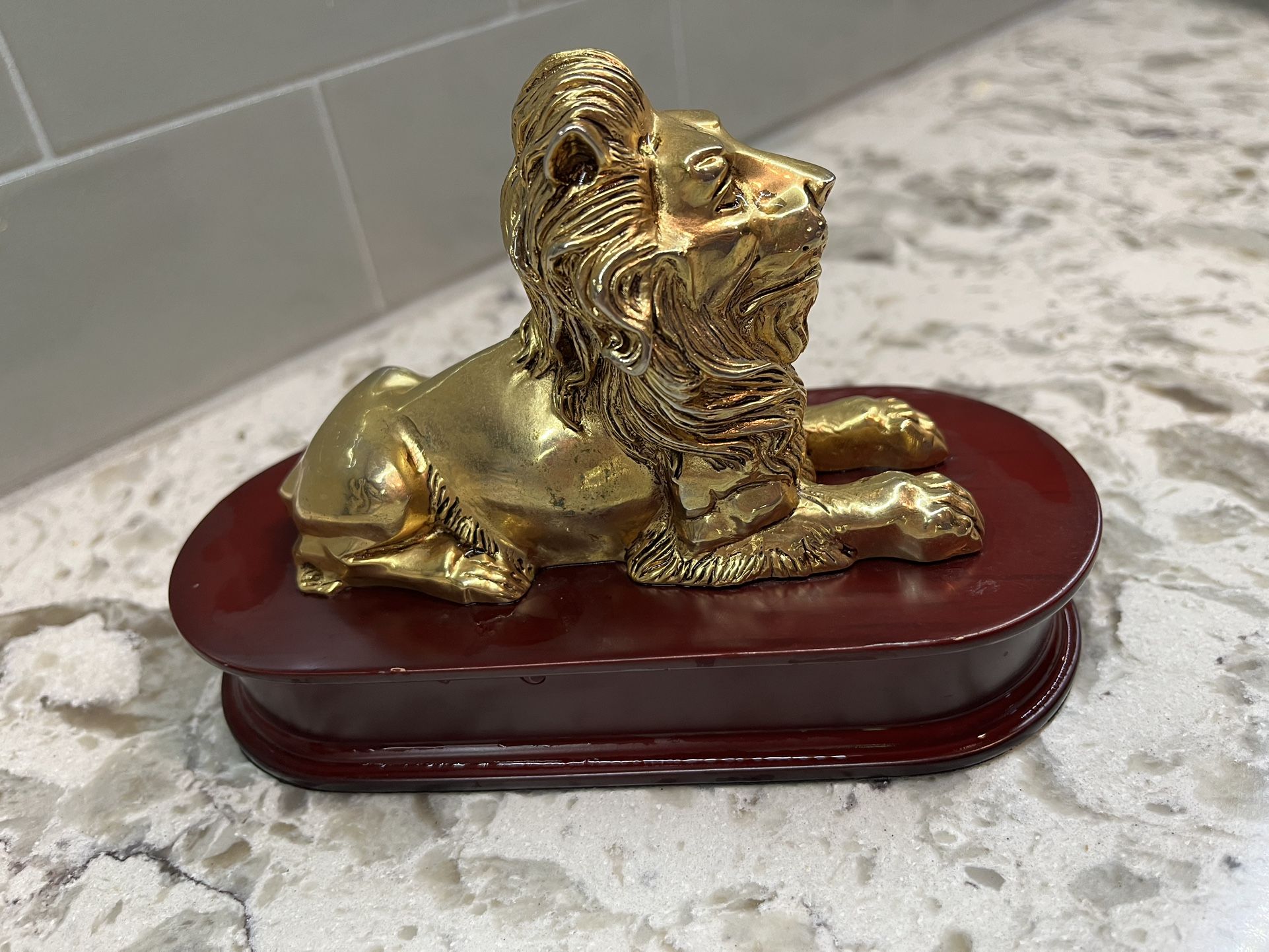 Heavy Brass Lion