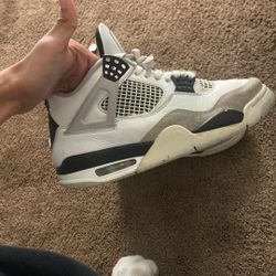 Jordan 4 Military’s