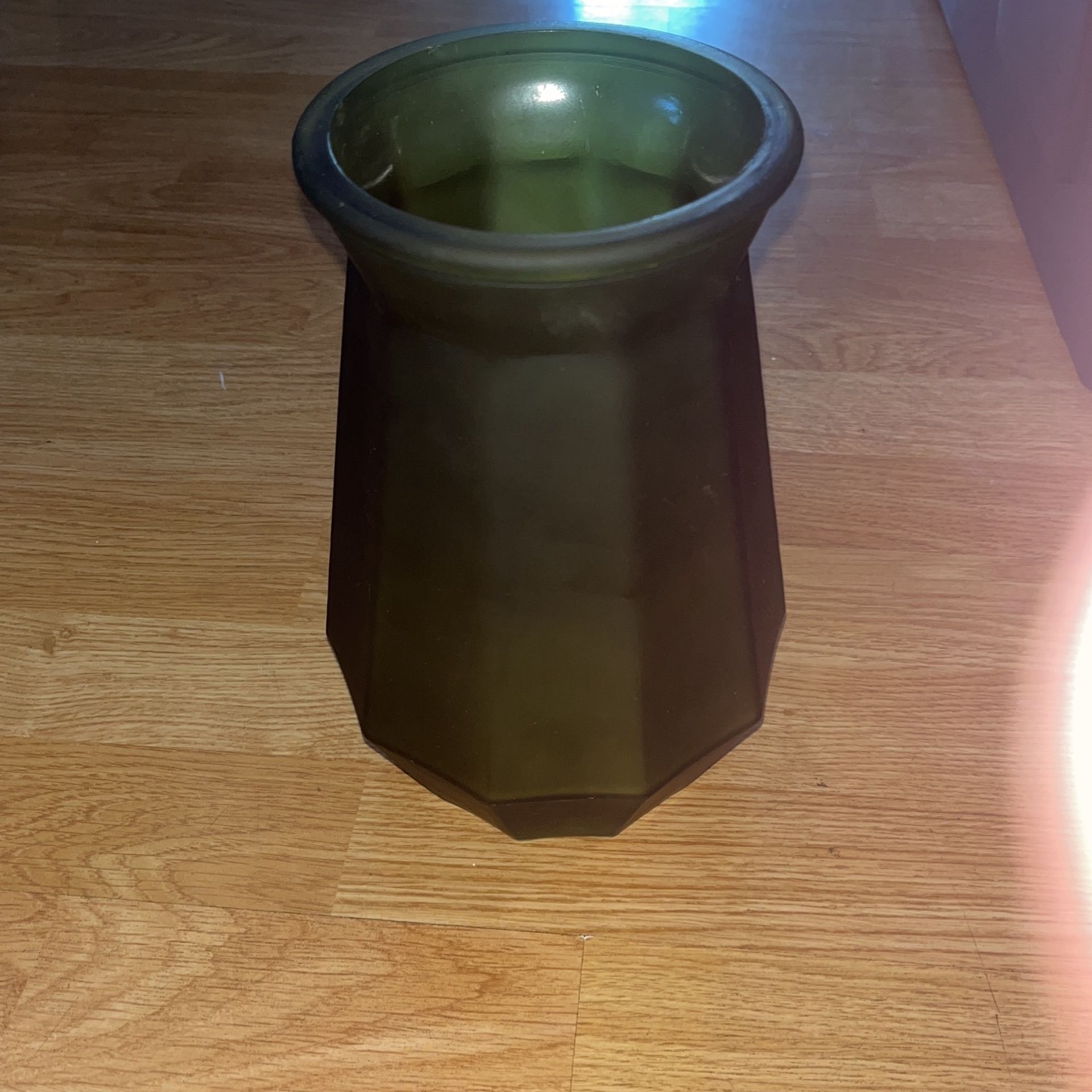 Green See Through Flower Vase