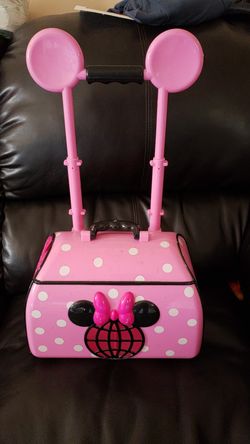 Minnie mouse toy.