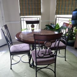Breakfast Nook Table With 4 Chairs