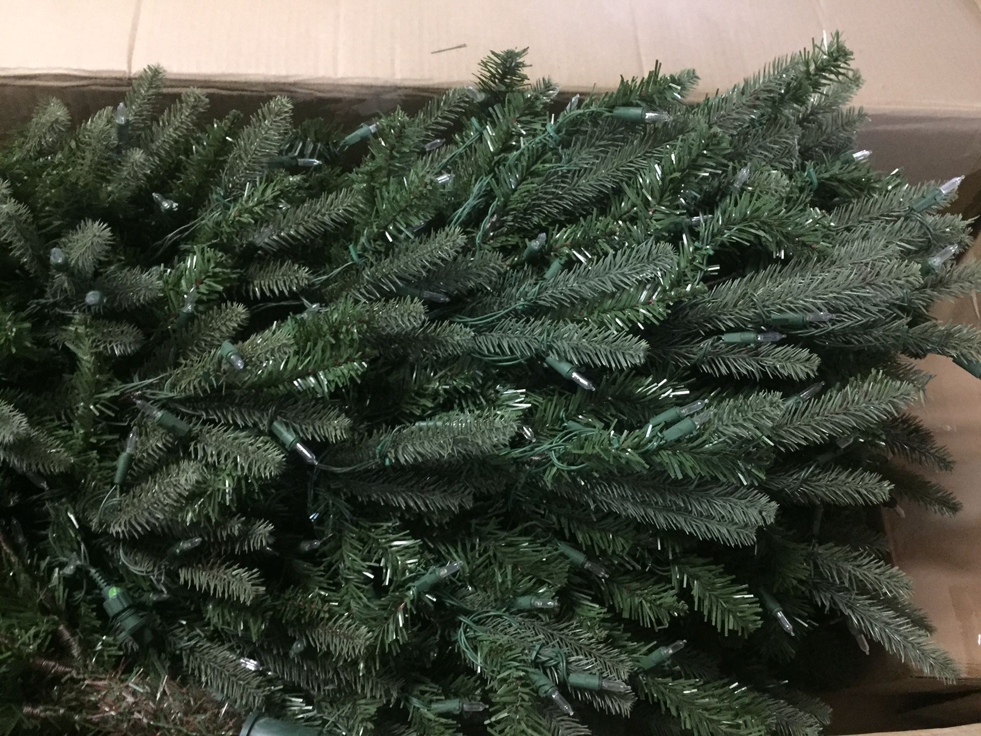 7 ft Western Peak Color Switch Plus Christmas tree for Sale in Phillips  Ranch, CA - OfferUp