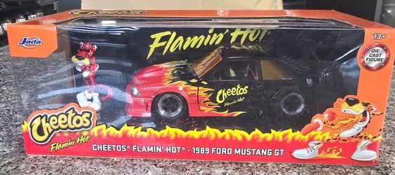 CHEETOS FLAMIN HOT 1986 FORD MUSTANG