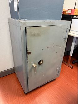 Steel Safe (Vintage)