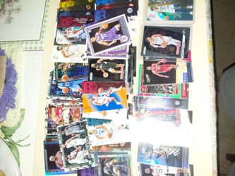 BASKETBALL CARDS
