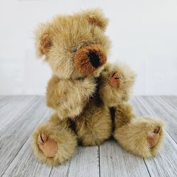 Vintage 1993 8" Ty Cody Attic Treasures Brown Jointed Articulating Legs/Arms Soft Fuzzy Bear Plushie Beanie Baby Stuffed Animal. Pre-owned in excellen