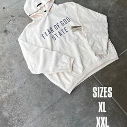 ESSENTIALS HOODIE