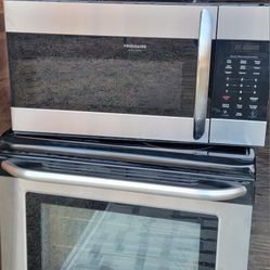 Frigidaire Stove & Microwave