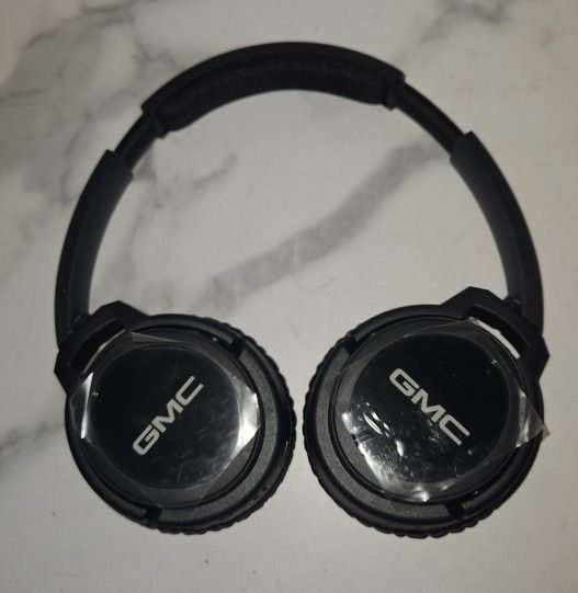 GMC Entertainment Bluetooth Wireless Headphones.