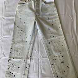 Vintage Levis 26501 Jeans Light Wash Distressed Paint Splattered