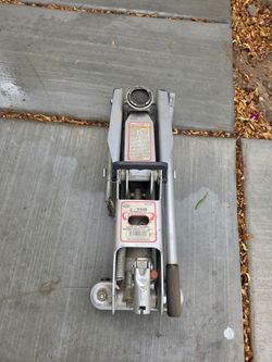 2.5 ton floor jack