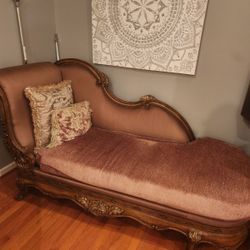 Chaise Lounge