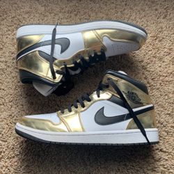 jordan 1 ‘metallic gold’ size 12.5