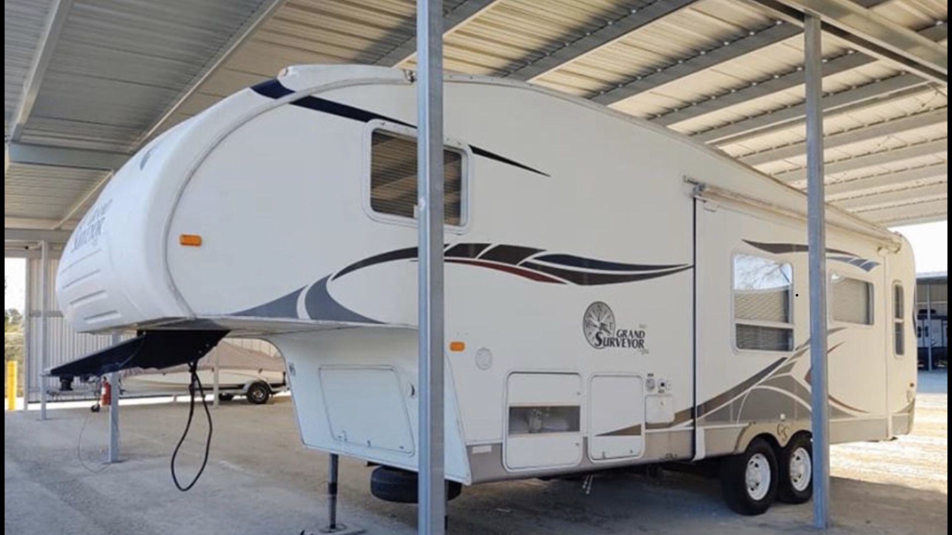 Super Slide Rv 2006 Forest river 28 foot super slide for Sale in Houston, TX - OfferUp