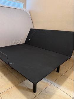 Adjustable electric bed base
