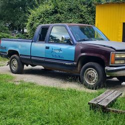 93 GMC TITULO AZUL EN MANO 