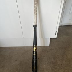 Louisville Slugger Wood Bat 33 Inches