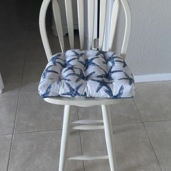 *(Set of 4)Counter height swivel white bar stools/chairs, Extra Thick (2.5”) starfish seat cushions*