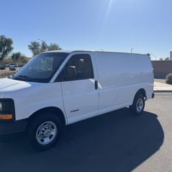 2004 Chevy Express Van
