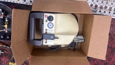 Brake buddy classic for parts needs compressor