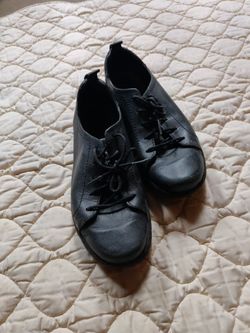 Black Born Shoes Size 5