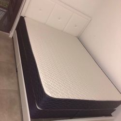 NEW BED FRAME QUEEN SIZE WITH MATTRESS AND BOX SPRING 