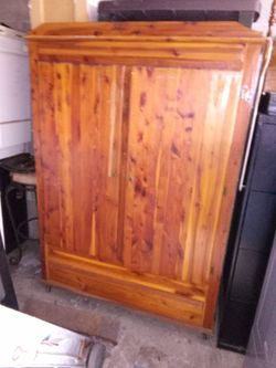 Two pieces cedar furniture