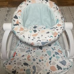 Bumbo & Fisher Price Sit Me Up