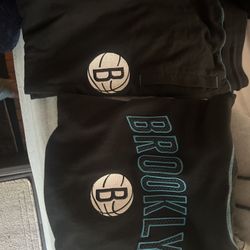 Brooklyn Nets Sweatsuit