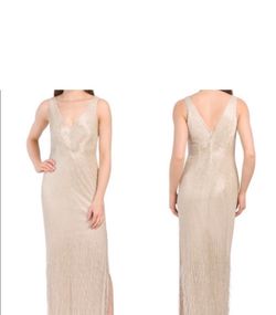 💞 Elegant Aidan Mattox champagne -MAKE ME AN OFFER