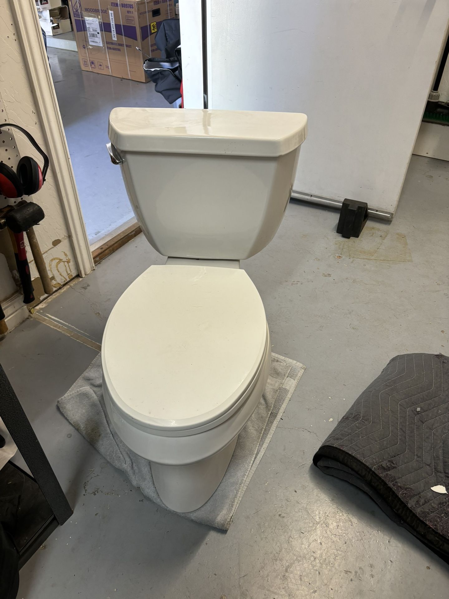 Kohler 1.6 Gallon Toilet for Sale in Scottsdale, AZ OfferUp