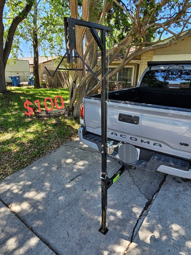 HME Truck Hitch Game Hoist