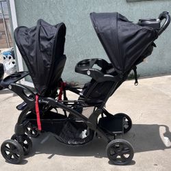 Double stroller 