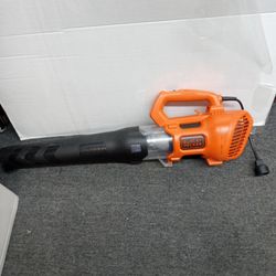 Corded Black & Decker Leaf Blower Works Great