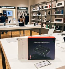 Apple USB-C to USB Adapter & 4-Port Nintendo Switch Joy-Con Charging Dock Bundle - Brand New